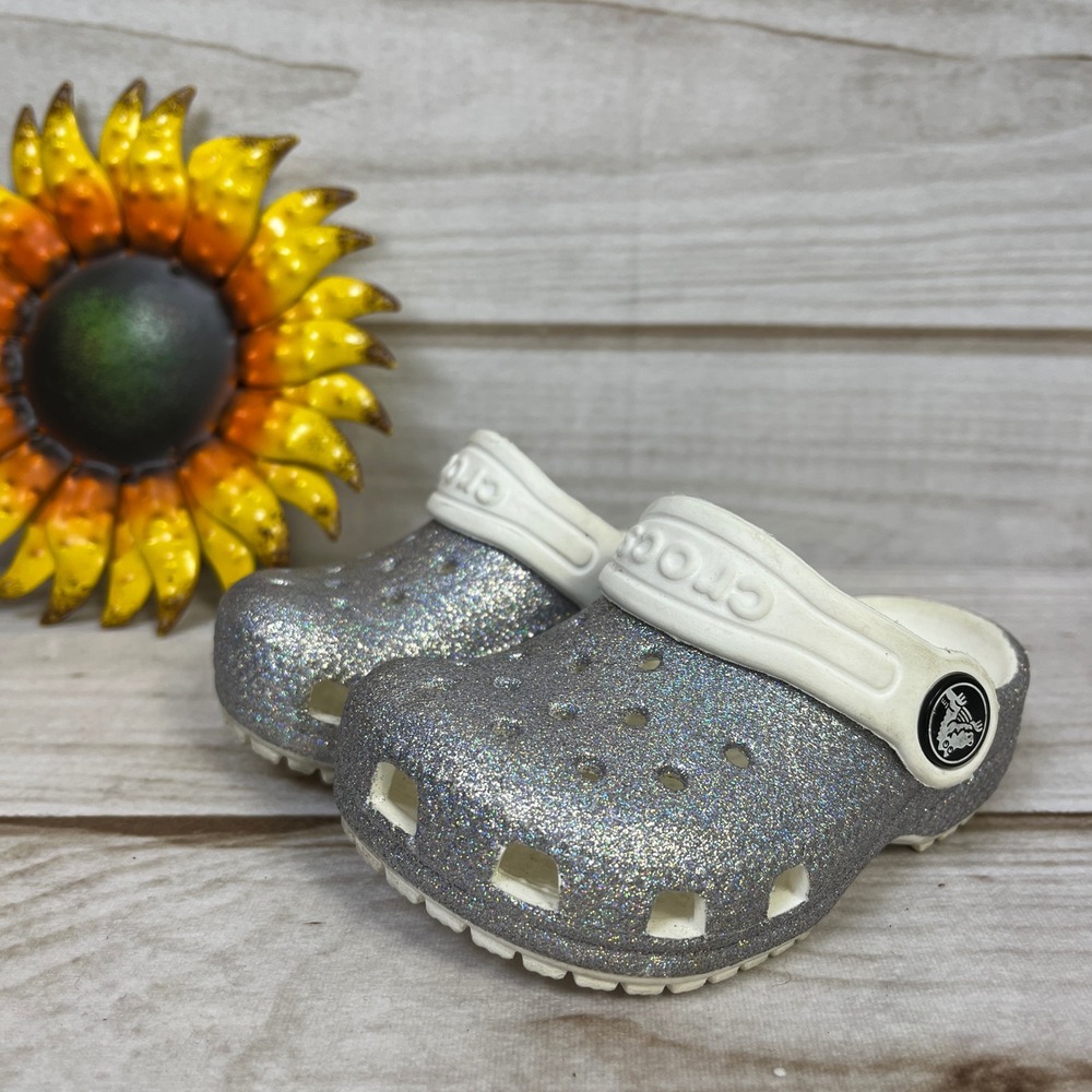 Crocs‎ Classic Glitter Clog Silver White Toddler Size C4